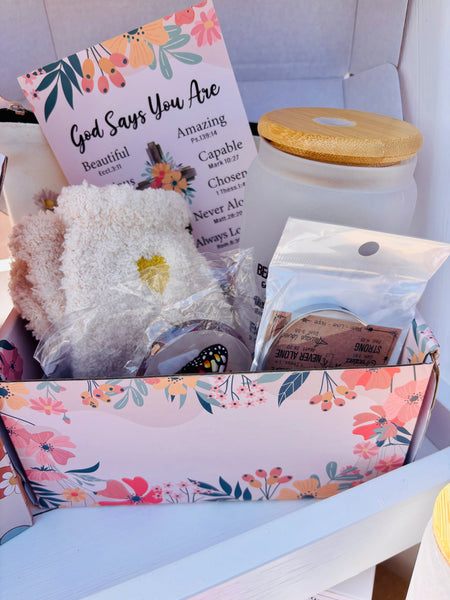 Gift. Gift Box / Large Shopping Bag